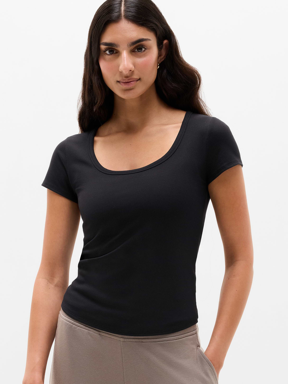 Signature Rib Scoop Tee - Black