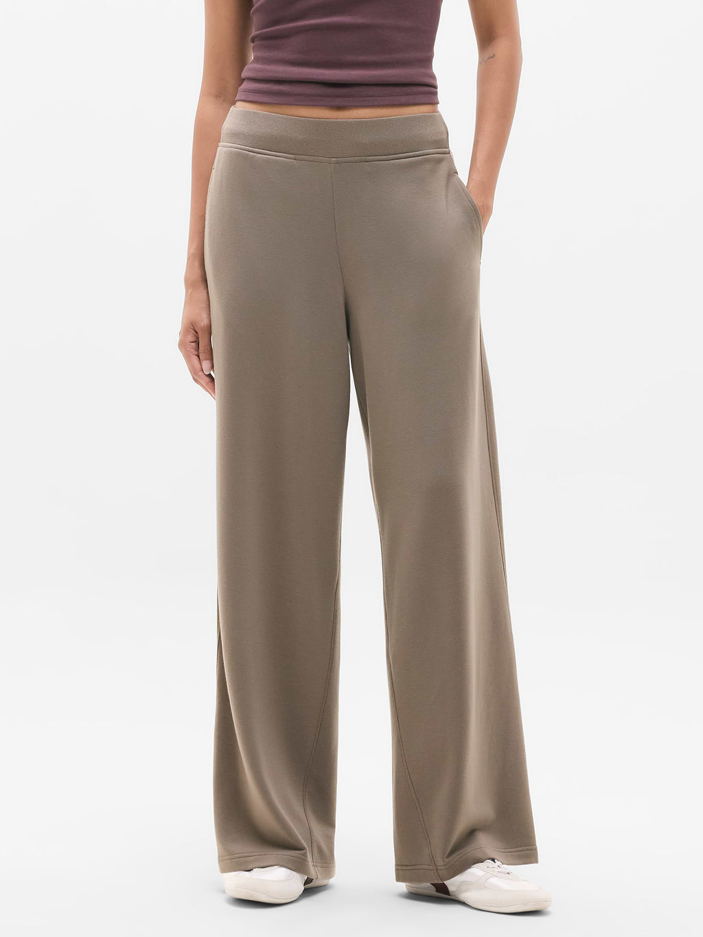 Coaster Luxe Straight Leg Pant - Umber