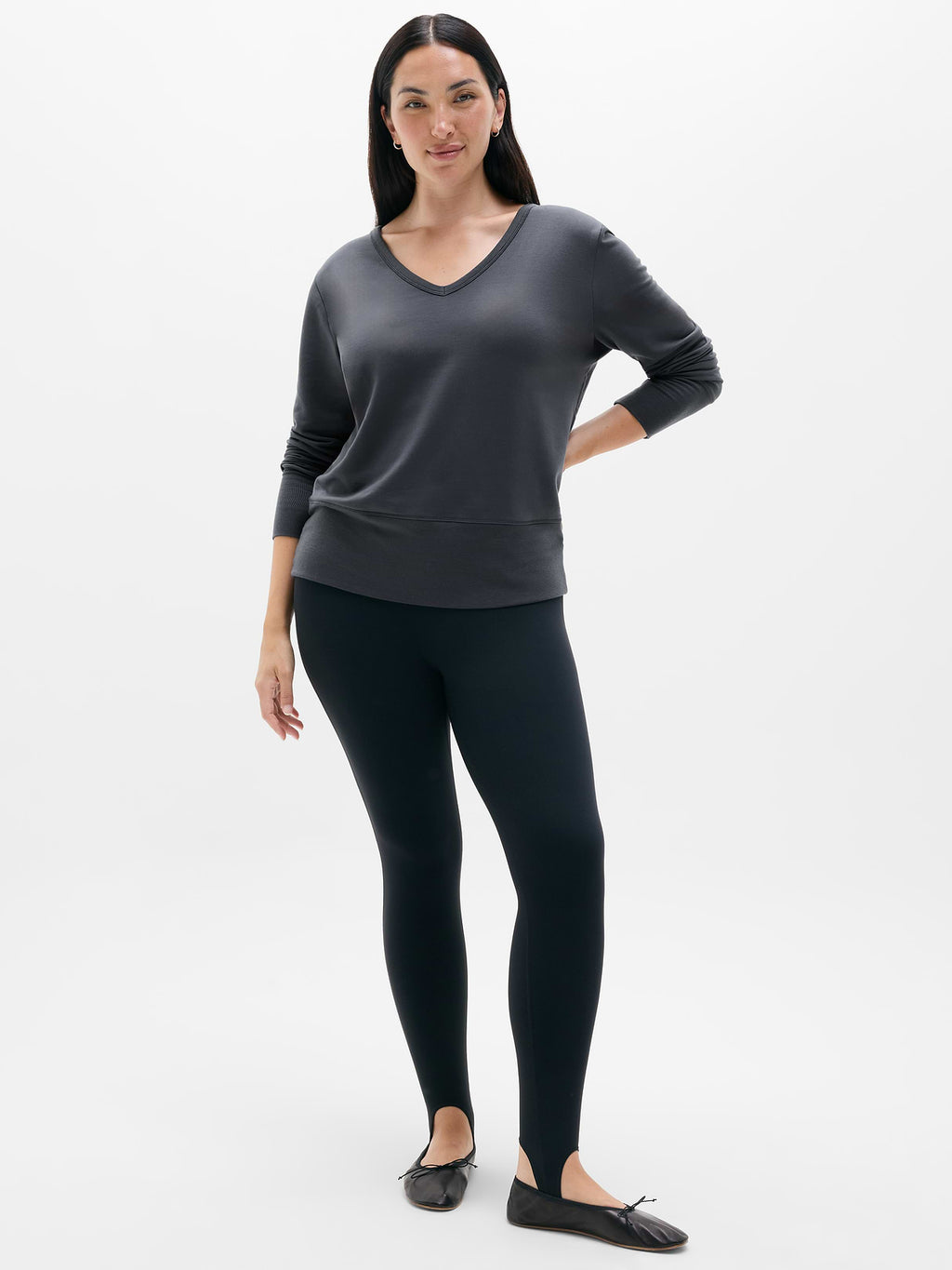 Coaster Luxe V-Neck Sweatshirt - Ash
