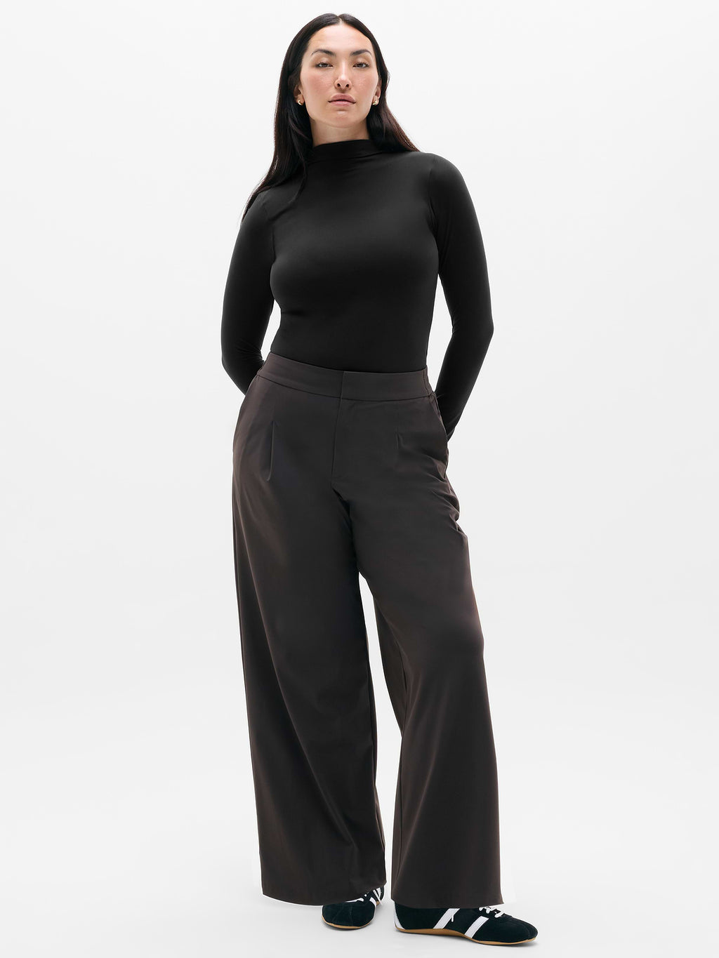 BodyMove Mock Neck Top - Black