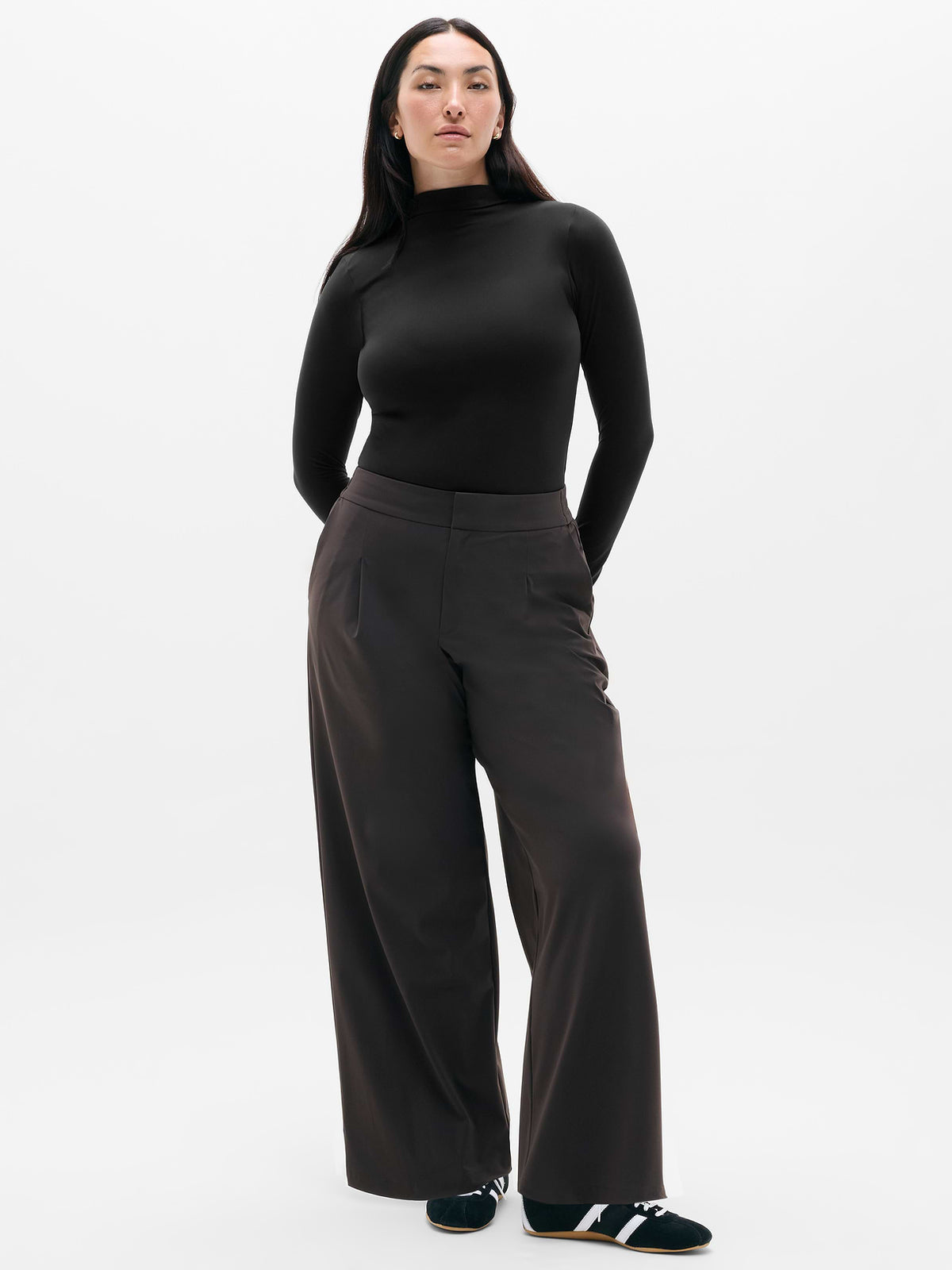 BodyMove Mock Neck Top - Black