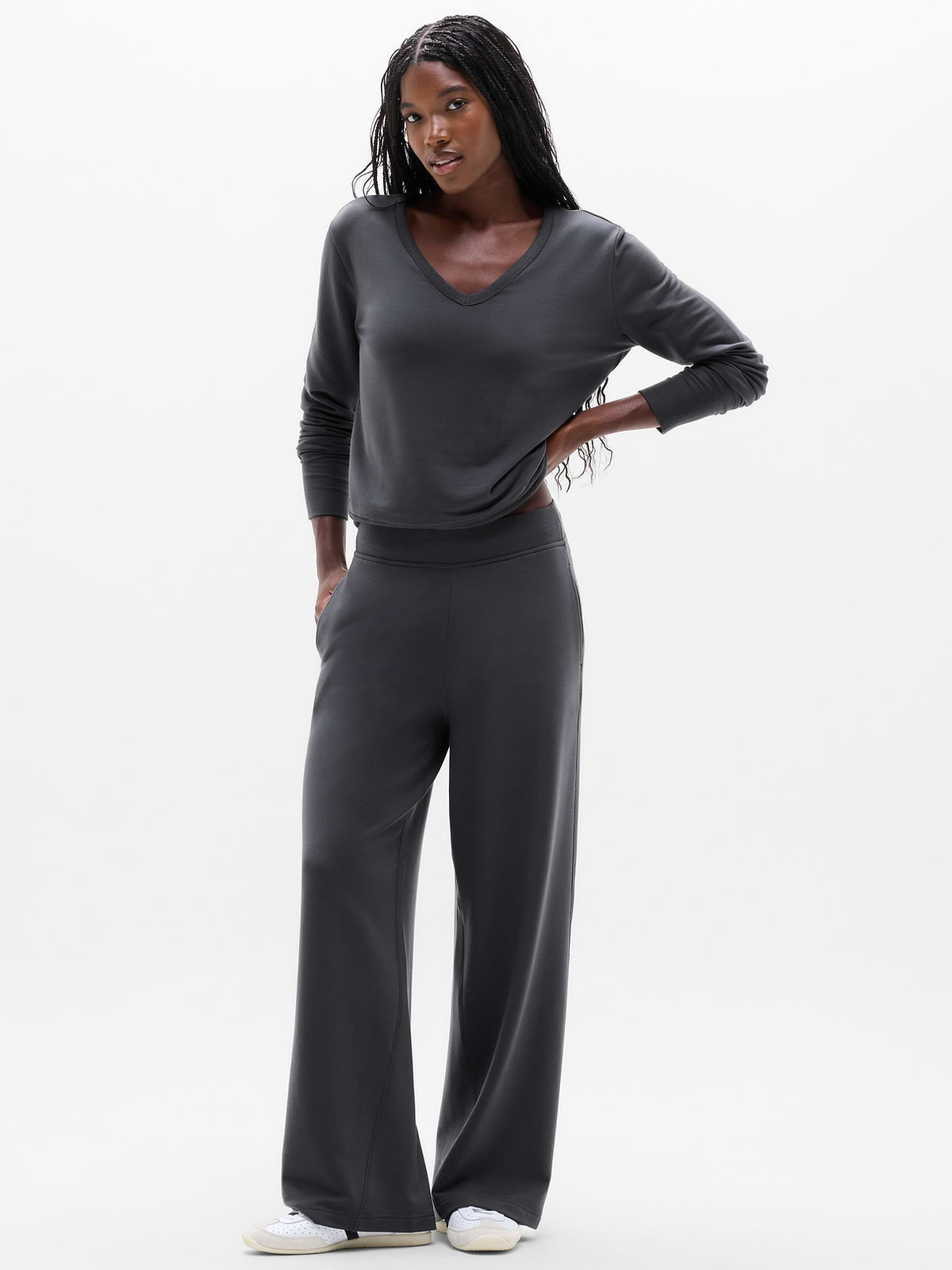 Coaster Luxe Straight Leg Pant - Ash