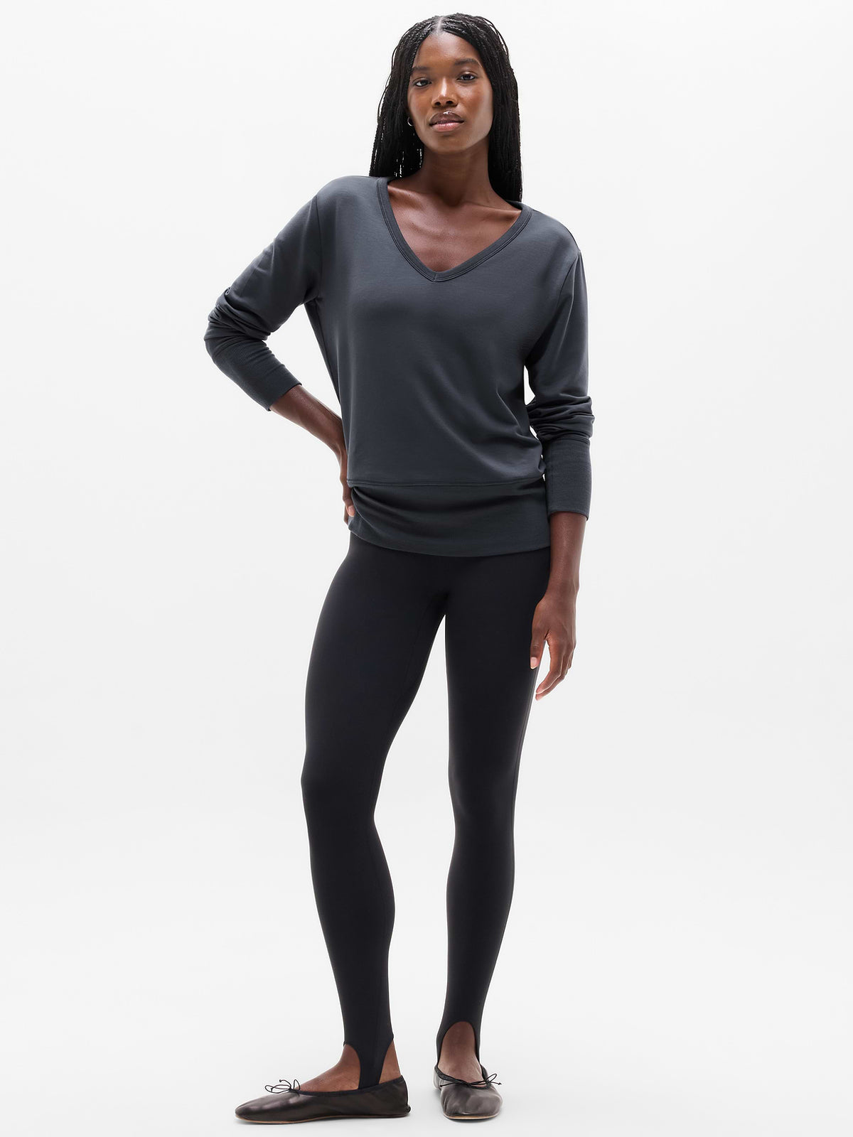 Coaster Luxe V-Neck Sweatshirt - Ash