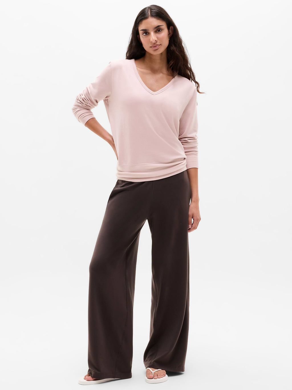 Coaster Luxe V-Neck Sweatshirt - Halo