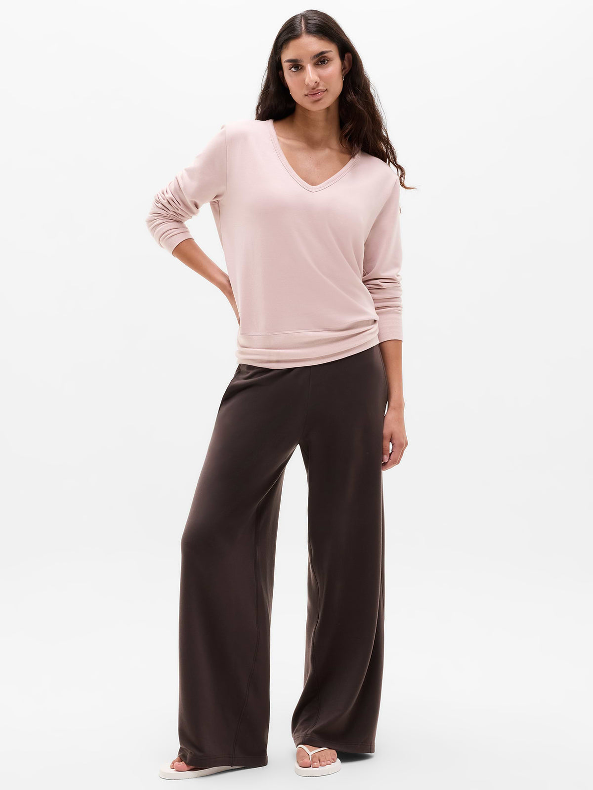 Coaster Luxe V-Neck Sweatshirt - Halo