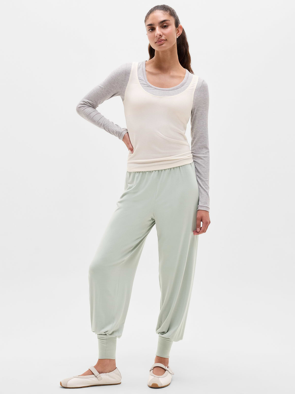 Dream Drape Mid Rise Pant - Vera