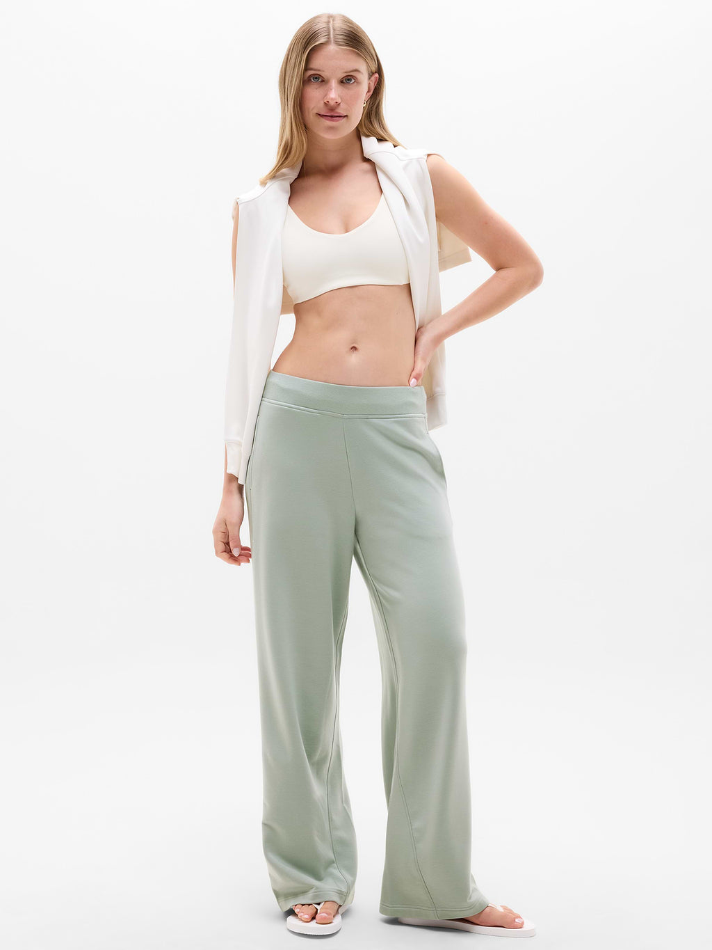 Coaster Luxe Straight Leg Pant - Vera