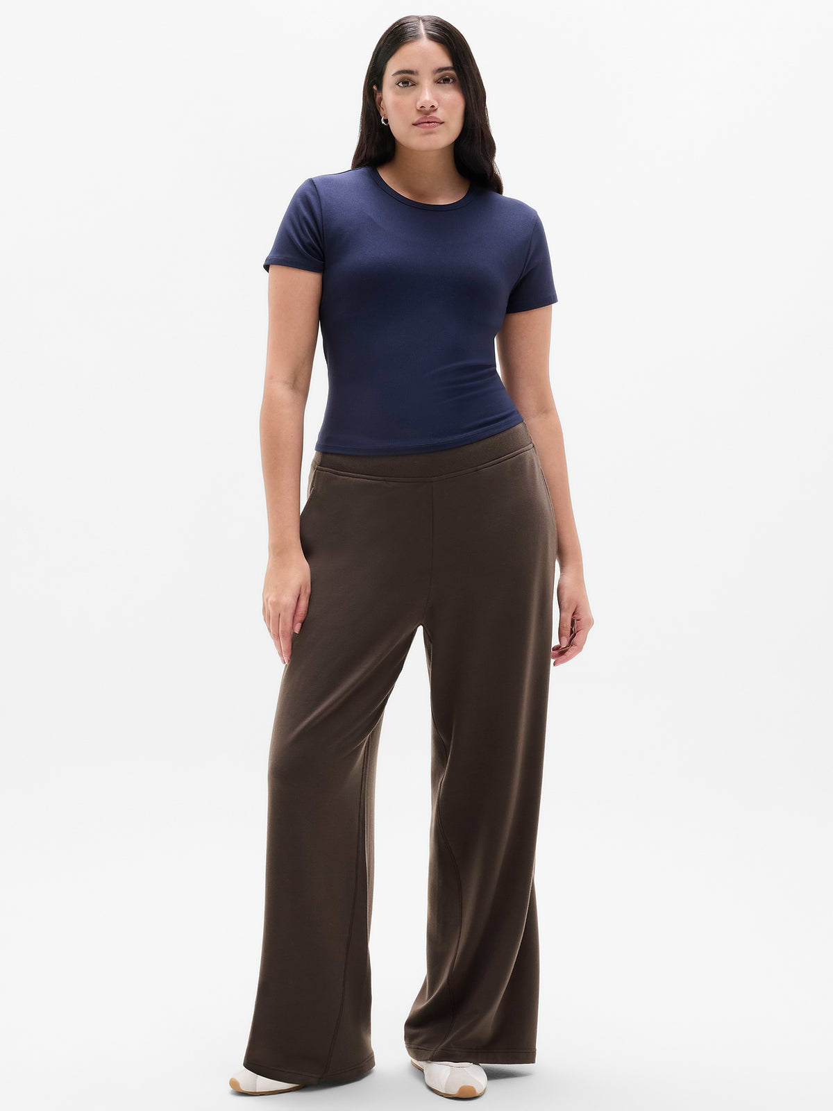 Coaster Luxe Straight Leg Pant - Truffle