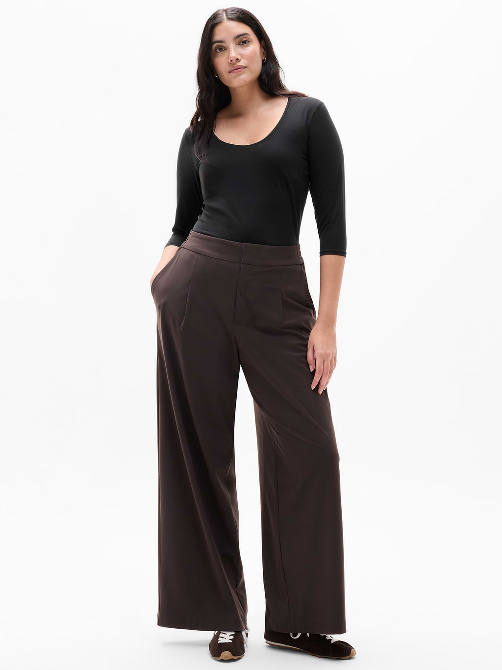 Bodymove Scoop Midi Sleeve Tee - Black