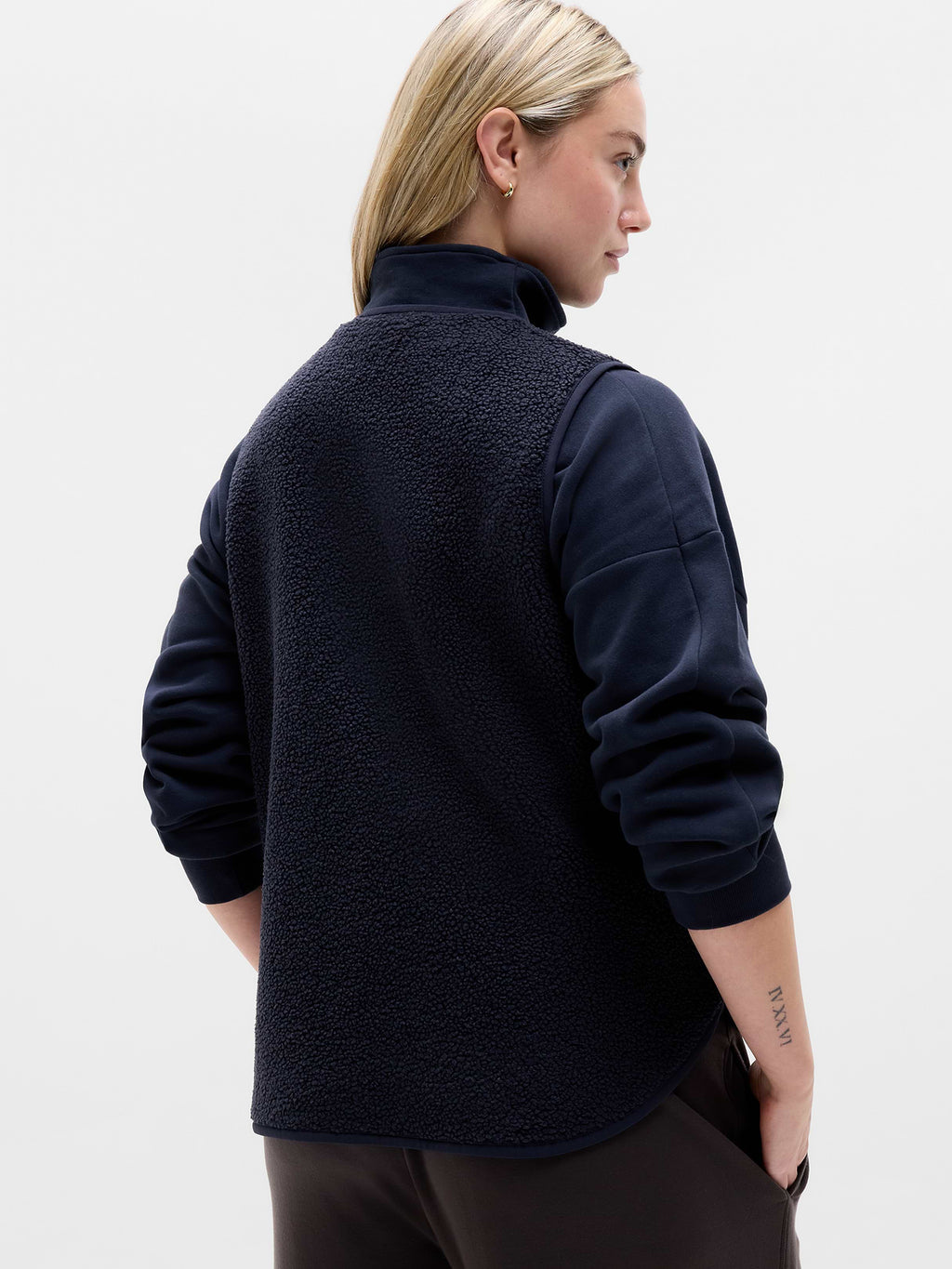 In the Clouds Vest - Navy