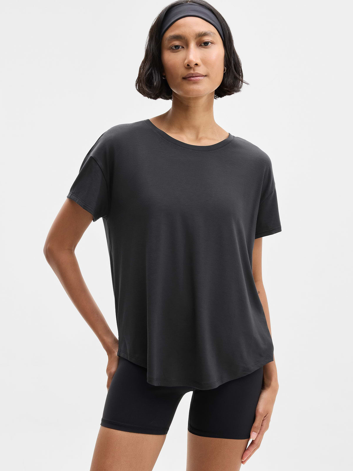 Move With Ease Tee - Black